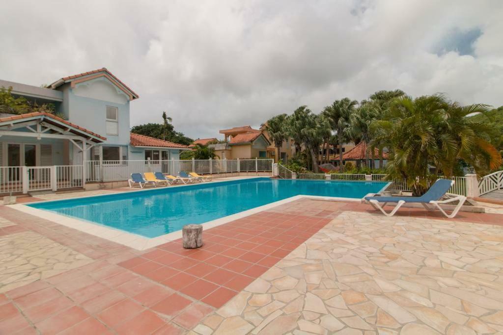 Superbe Studio avec Jacuzzi Privé Apartment Sainte-Anne Exterior foto