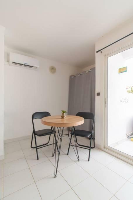 Superbe Studio avec Jacuzzi Privé Apartment Sainte-Anne Exterior foto